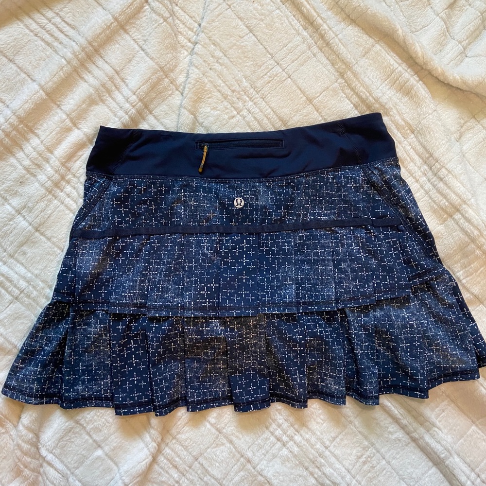 Lululemon Blue and White Skirt